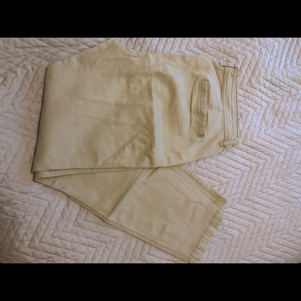 Ankle pants
